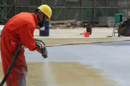 临汾彩色路面喷涂是一种为路面